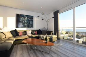 Air Maison - Amazing View - 3 Bedroom Beachfront Flat